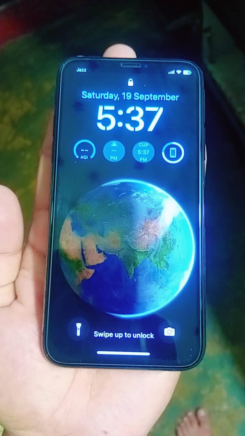 Apple iPhone X 0