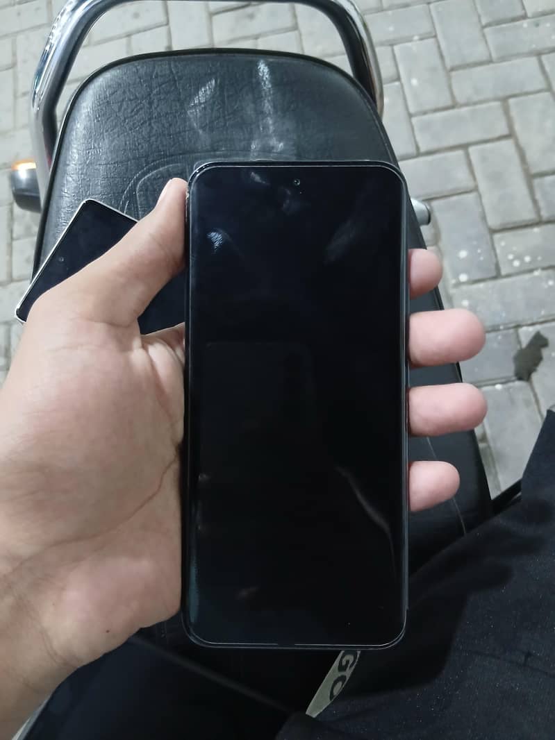 Tecno spark 40 pro plus 2