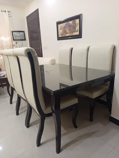 Dinning table