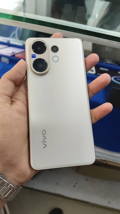 Vivo V60