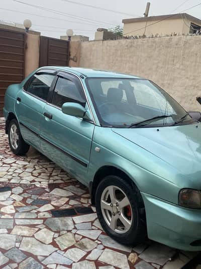 Suzuki Baleno 2000