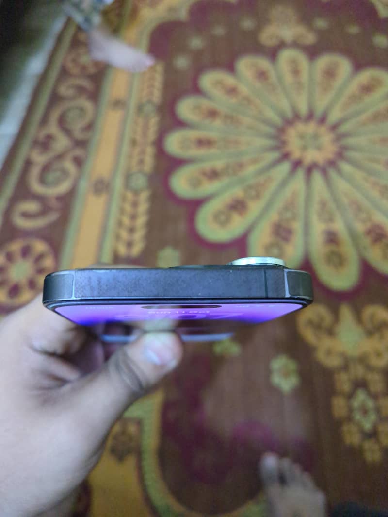 Apple iPhone 14 Pro 3