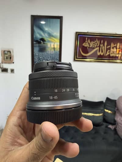 03136565180.     EOS R100