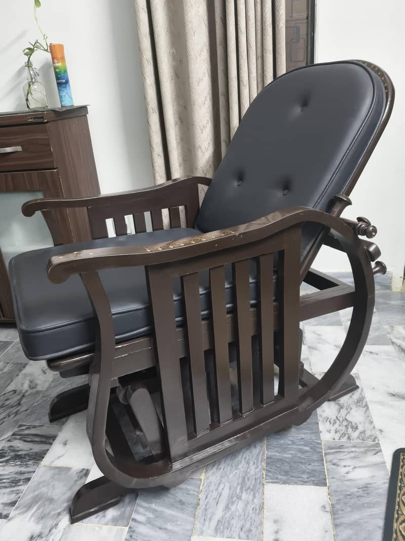 Rocking chair with sheesham wood original - Chairs - 1120352302