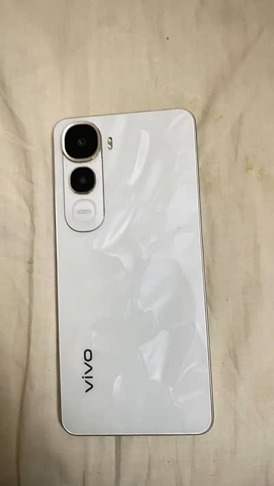 Vivo Y400