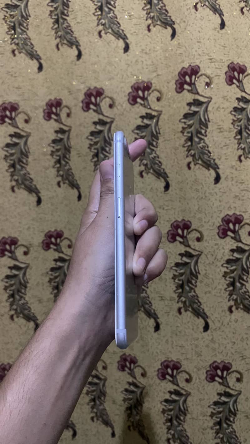 iPhone 7Plus (Pta Approved) 2