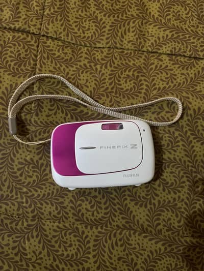 Imported Fujifilm Finepix Z37 Y2K DigiCam complete ready to shoot kit