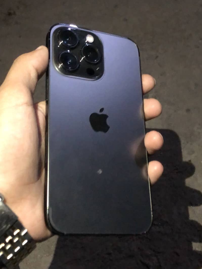 Apple iPhone 13 Pro 0
