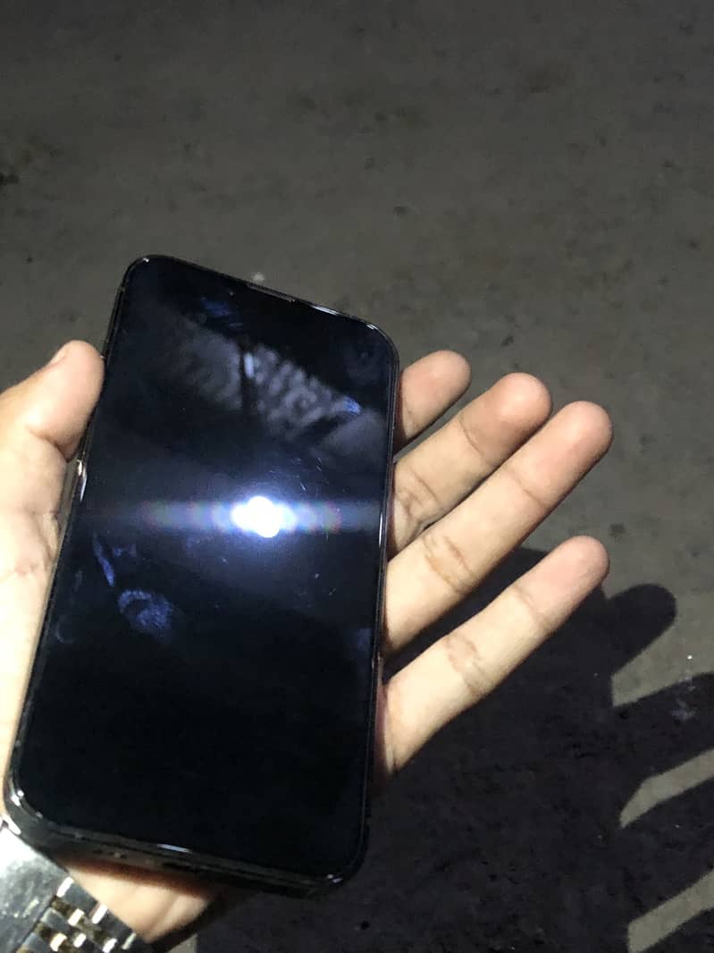 Apple iPhone 13 Pro 6