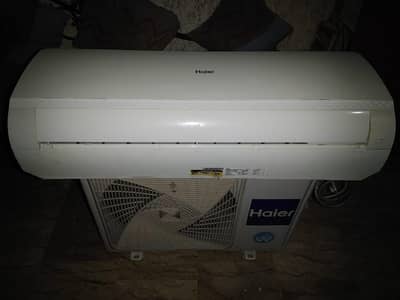 Haier 1 Ton Non inverter AC Urgent sale