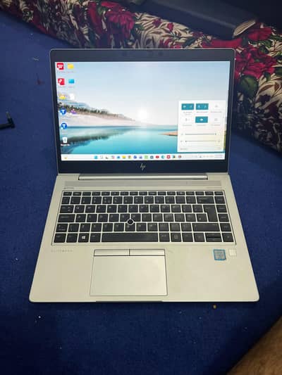 HP ELITEBOOK G6 840
