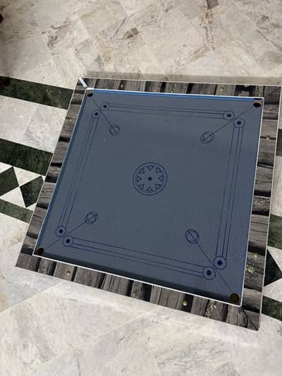 Caroom board