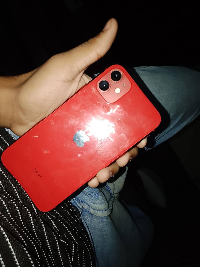 Apple iPhone 11 0