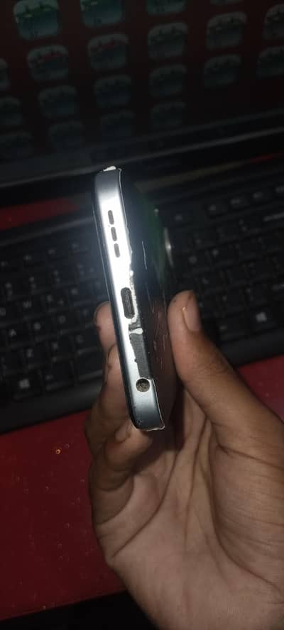 Tecno Spark Go 2