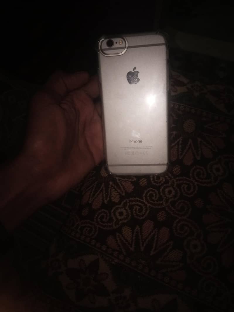 Apple iPhone 6 0