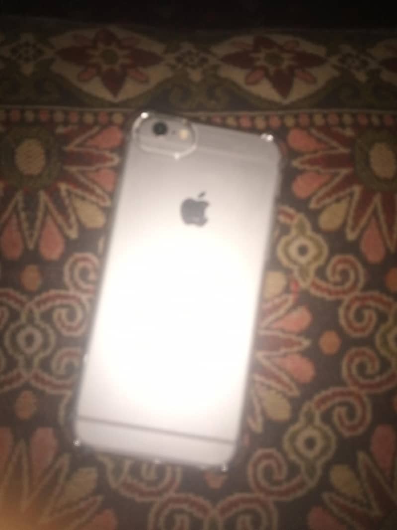 Apple iPhone 6 3