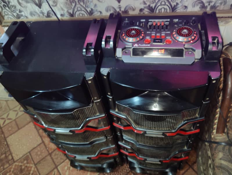 AUDIONIC DJ 500 4