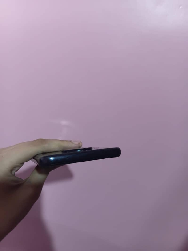 Nokia 8 4