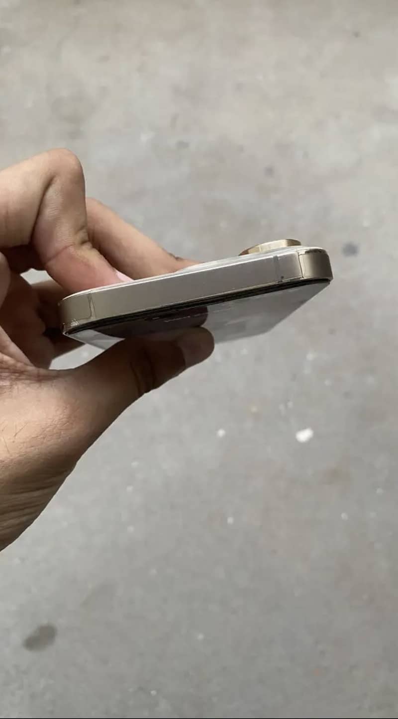 Apple iPhone 14 Pro 7