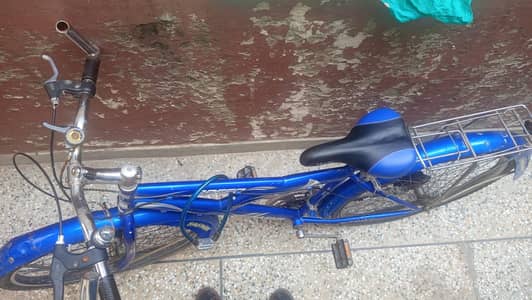 Mountain bike in excellent condition