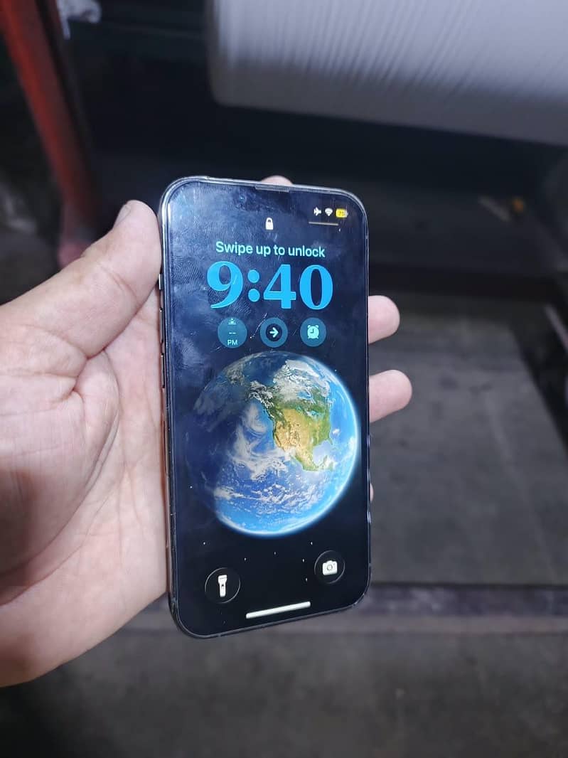 Apple iPhone 13 Pro 2