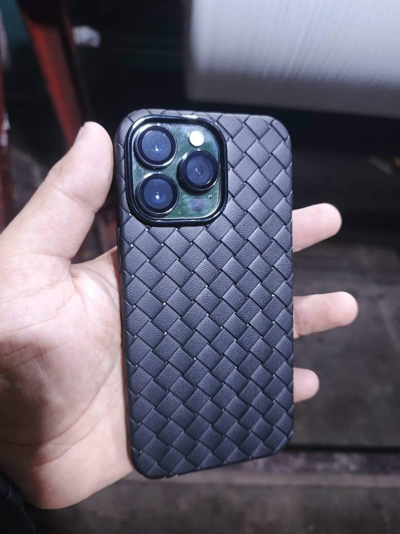 Apple iPhone 13 Pro 3