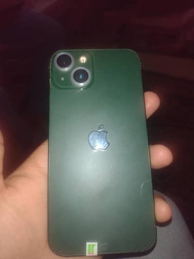 Apple iPhone 13