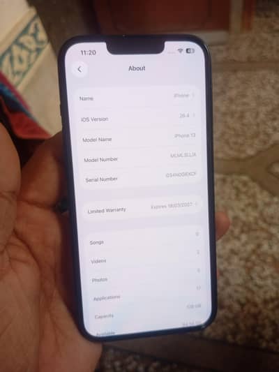 Apple iPhone 13