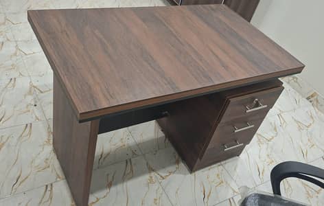 New Office Table & Chair For Sale