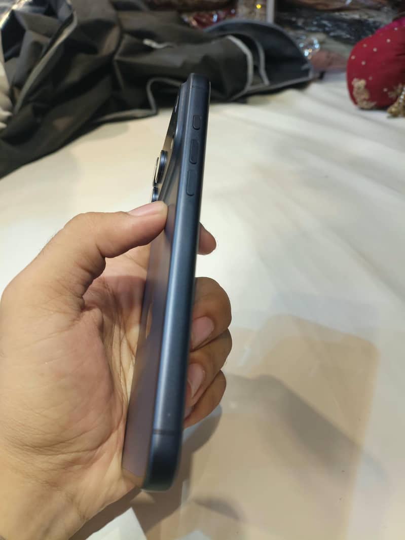 Apple iPhone 17 Pro Max 0
