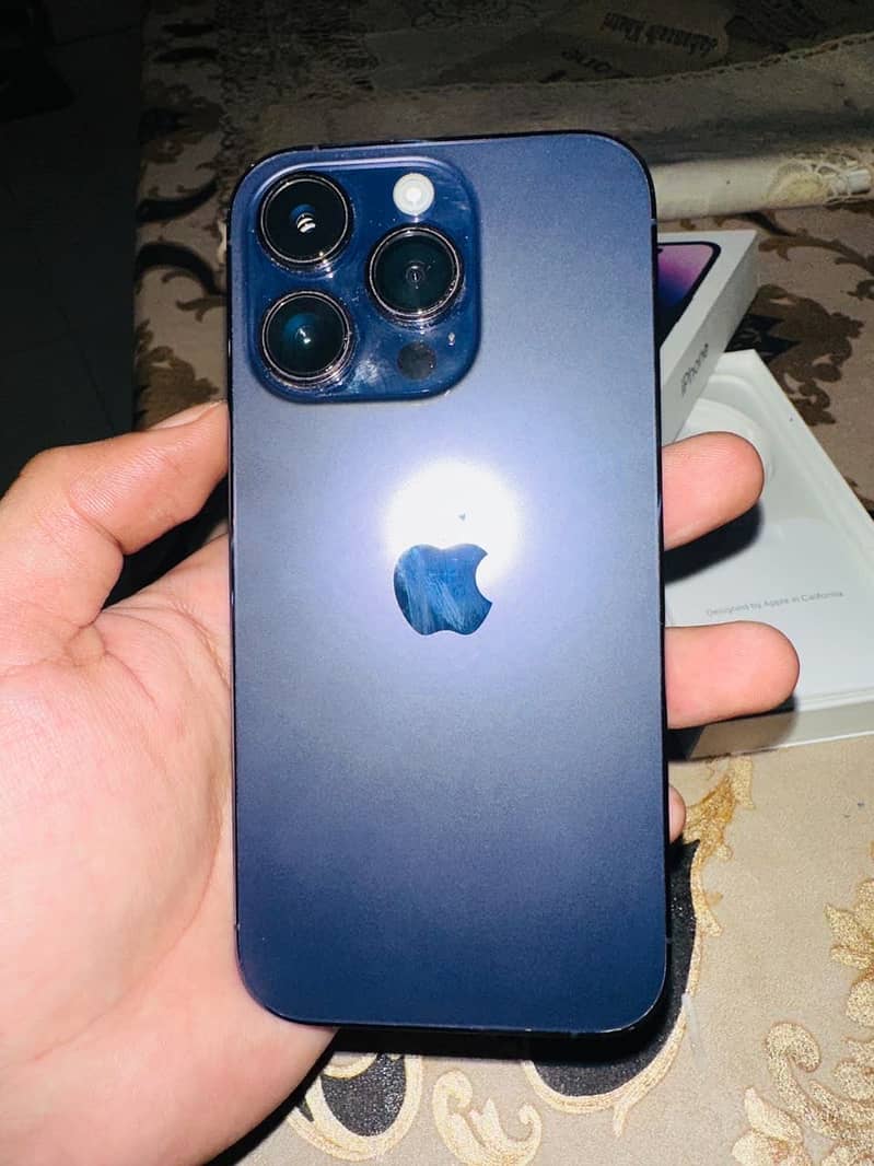 Apple iPhone 14 Pro 1
