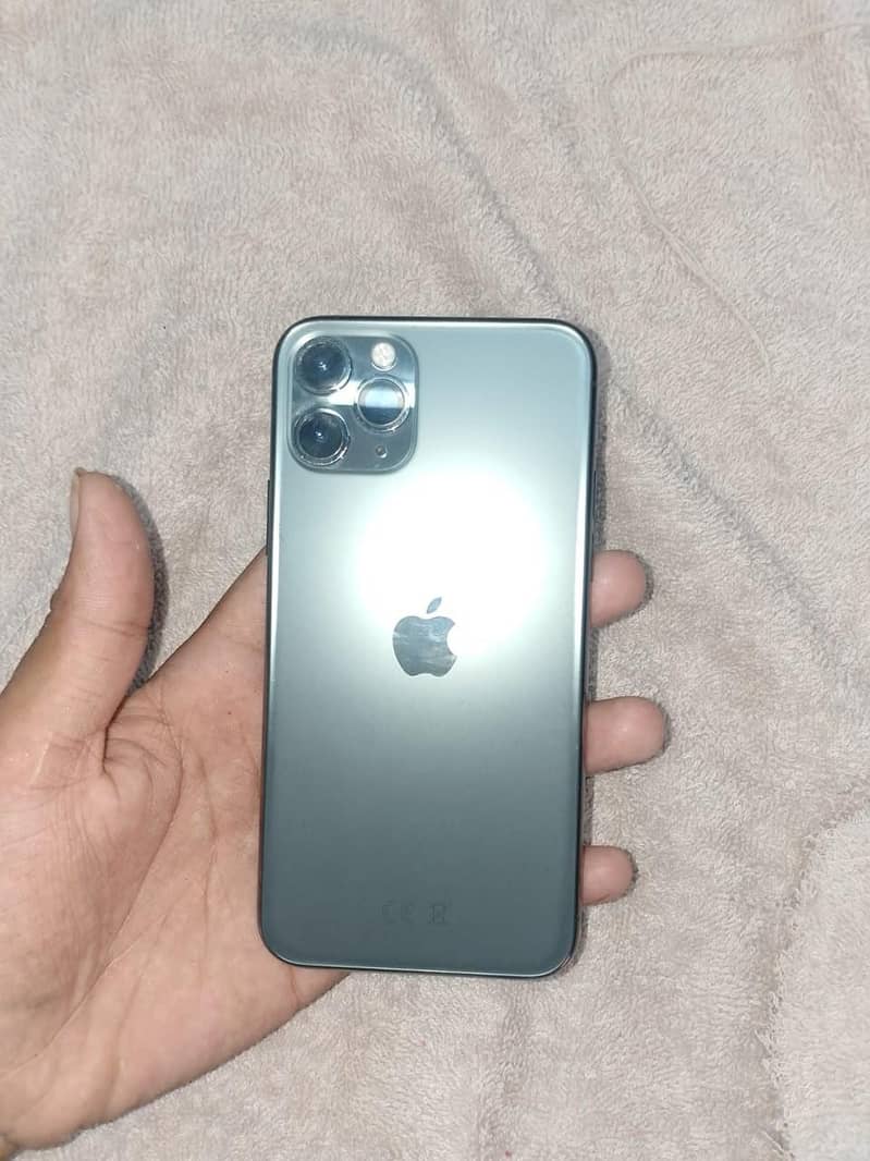 Apple iPhone 11 Pro 3