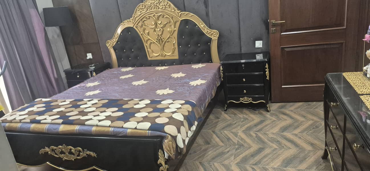 bed room set complete 0