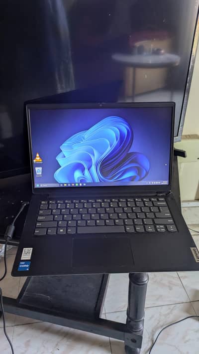 Lenovo i5 12th gen laptop 8gb ram 256 nvme
