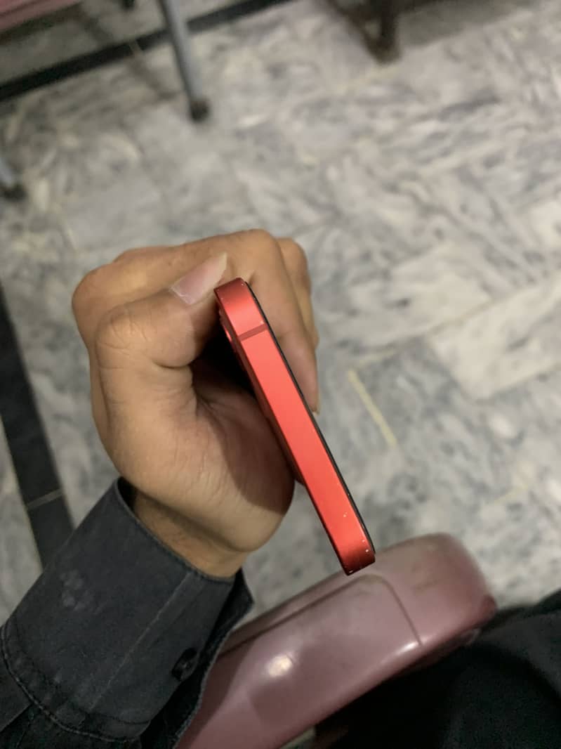 Apple iPhone 12 2