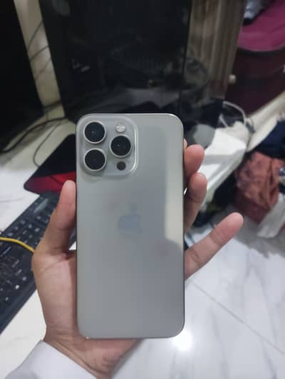 I PHONE 15 PRO MAX URGENT SALE