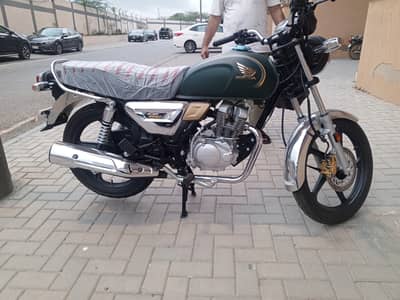 CG 150 LOW MILAGE GREEN