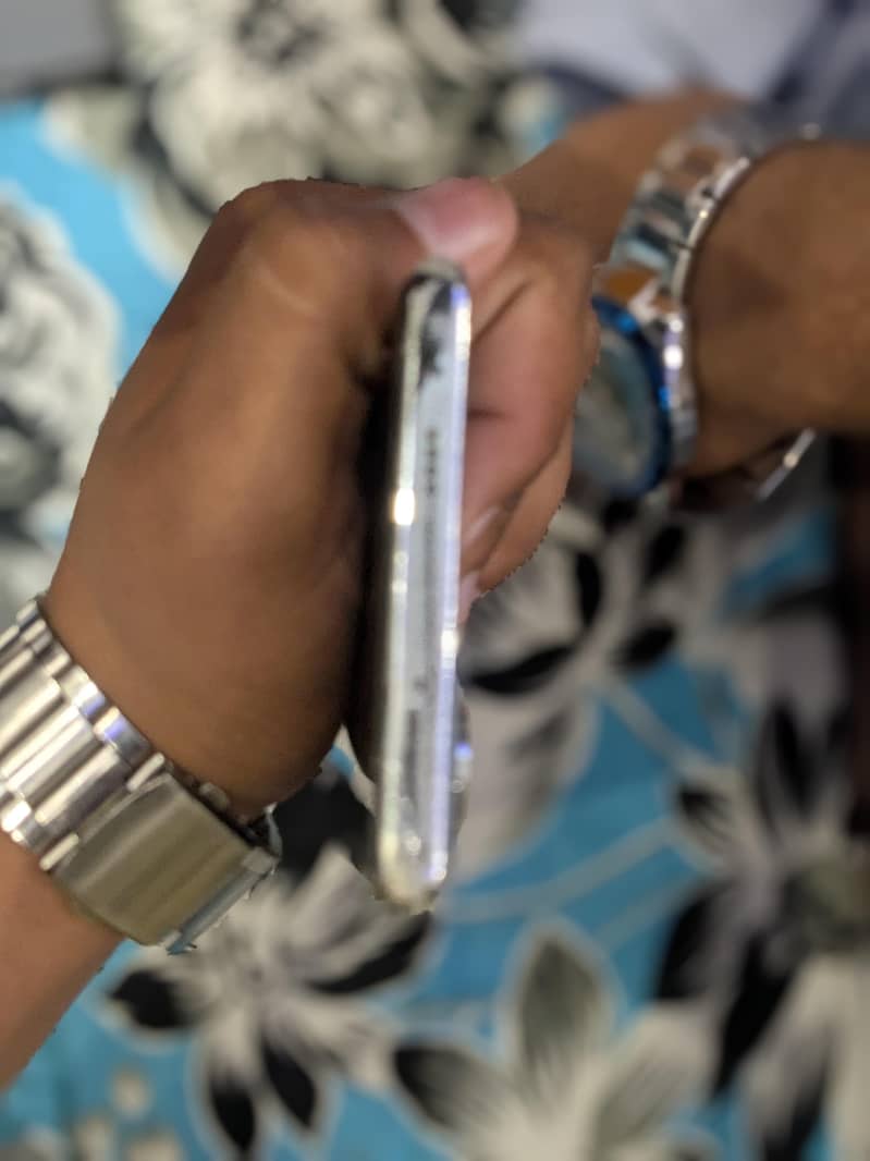 Tecno CAMON 40 Pro 3