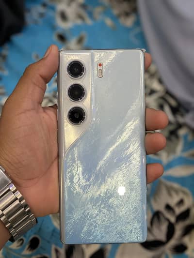 Tecno CAMON 40 Pro