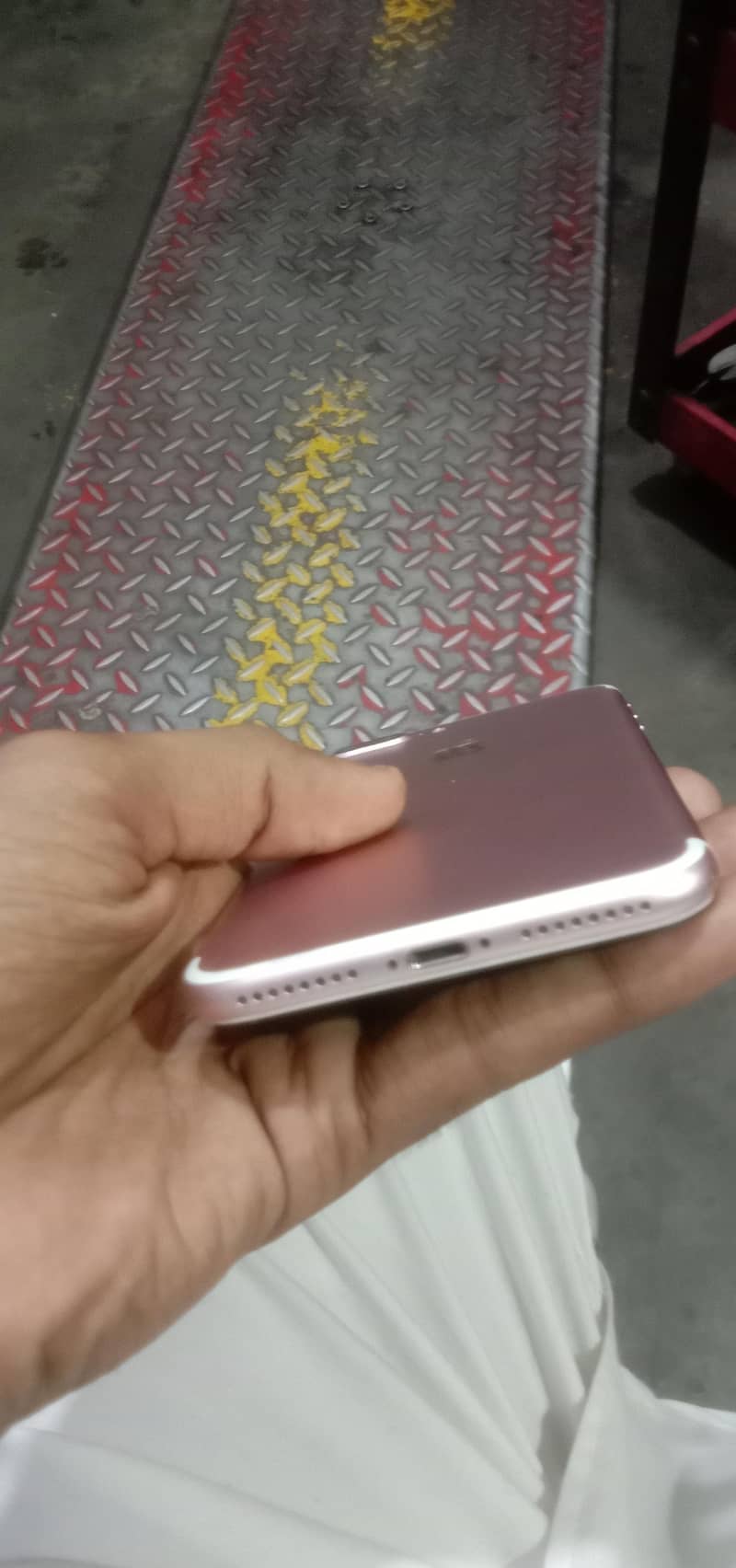 Apple iPhone 7 Plus 1