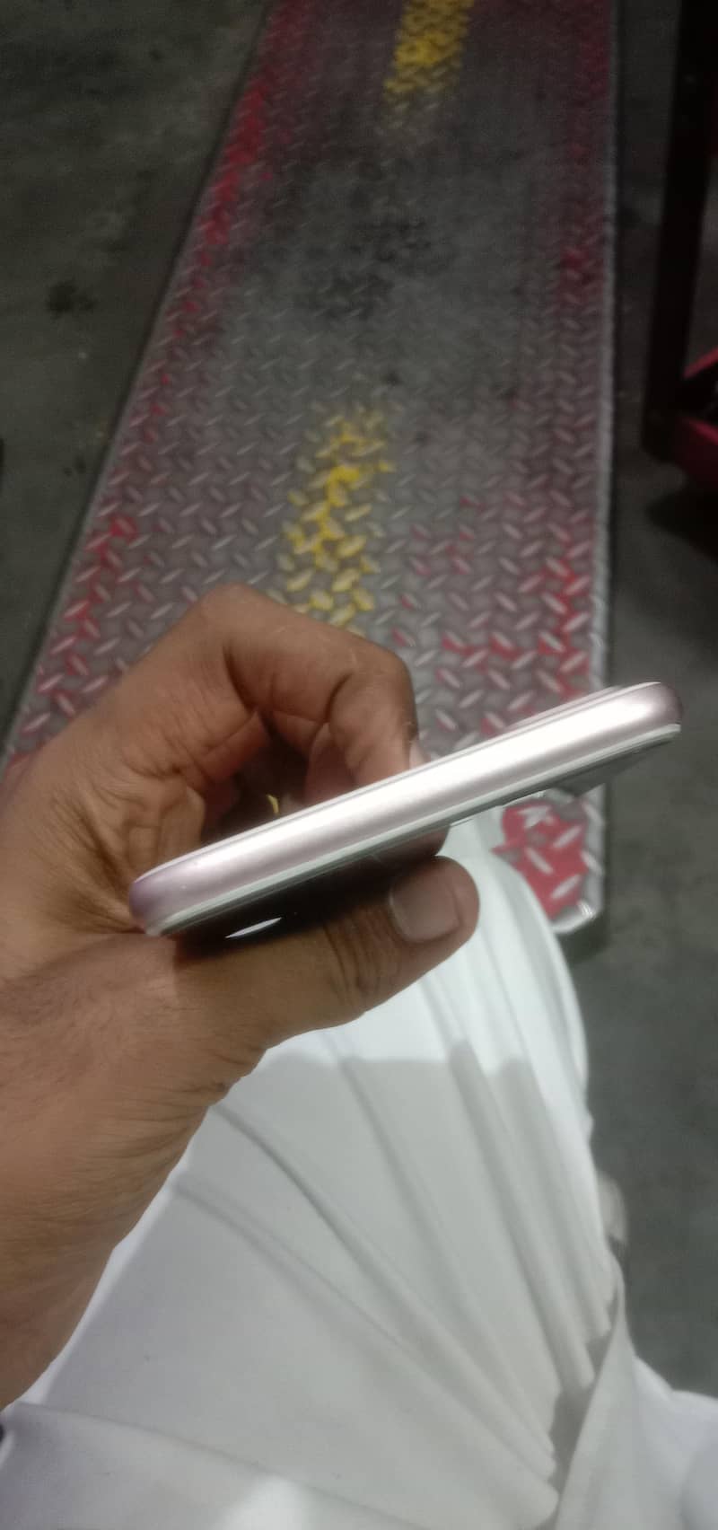 Apple iPhone 7 Plus 3