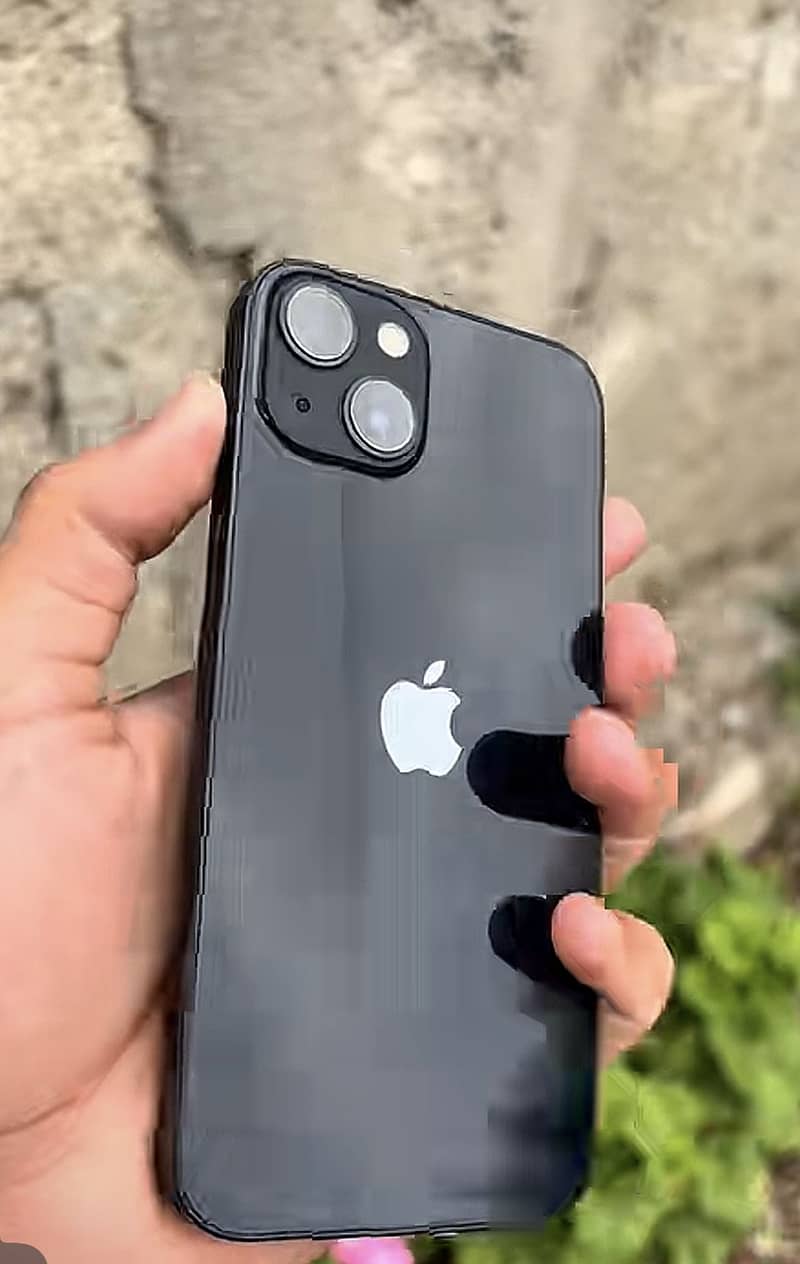 Apple iPhone 13 1