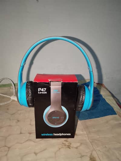 p47 head phone