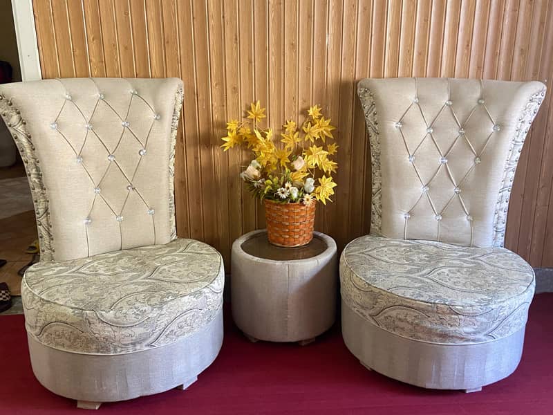 Sofa table and coffee set 0