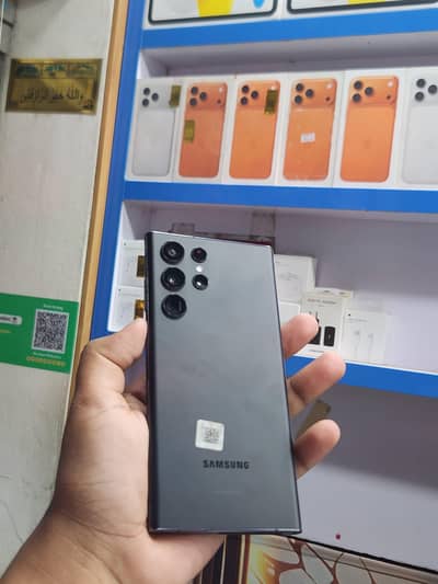 Galaxy S22 Ultra 5G – 12GB RAM, 512GB Storage – Excellent Condition