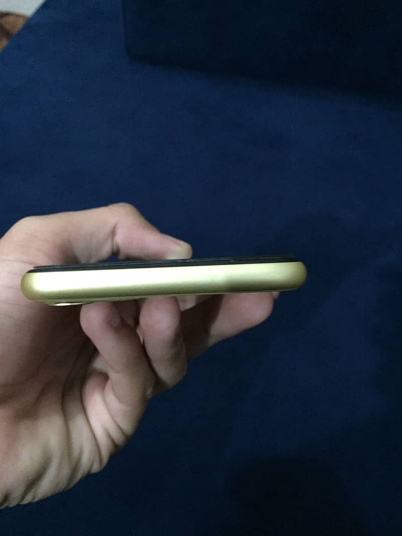 Apple iPhone 11 18