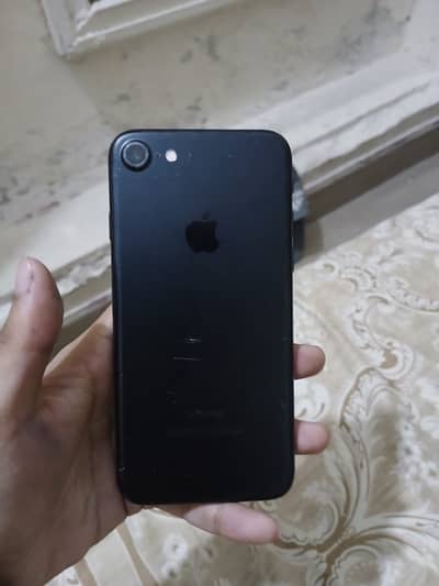 Apple iPhone 7