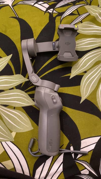 DJI osmo mobile 3