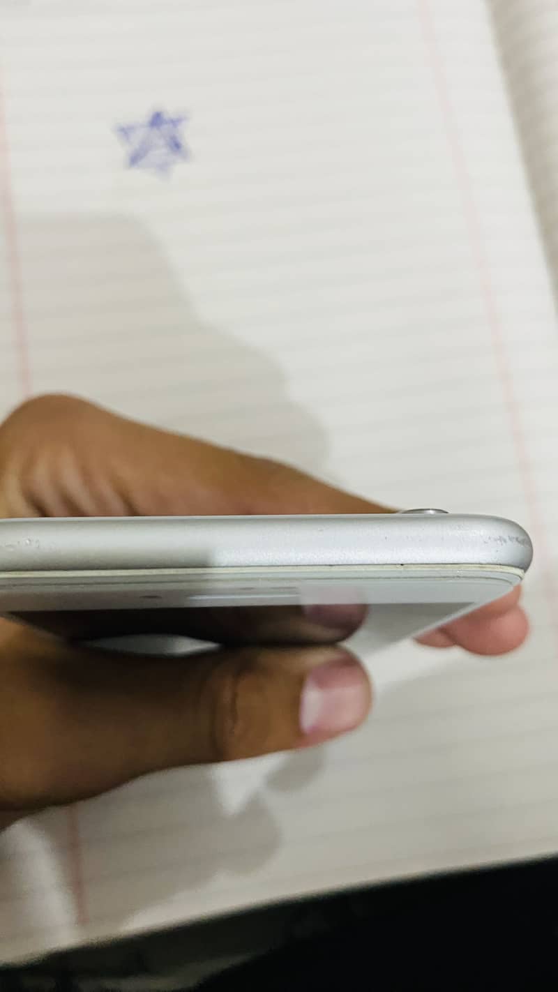 Apple iPhone 6 5