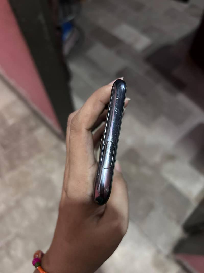 One Plus 7 Pro 3